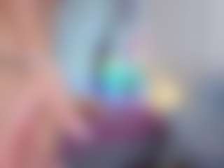Elisse Cinnamon's Live Sex Cam Show