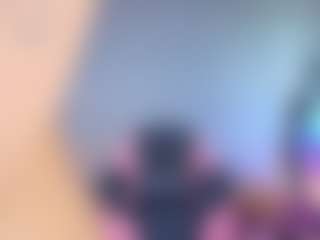 Elisse Cinnamon's Live Sex Cam Show