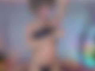 Elisse Cinnamon's Live Sex Cam Show
