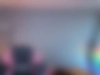 Elisse Cinnamon's Live Sex Cam Show