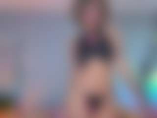 Elisse Cinnamon's Live Sex Cam Show
