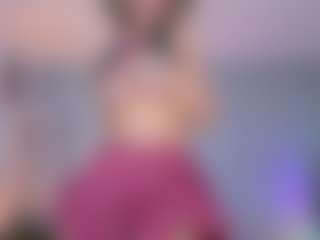 Elisse Cinnamon's Live Sex Cam Show