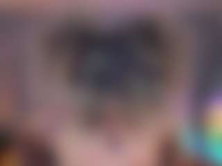 Elisse Cinnamon's Live Sex Cam Show