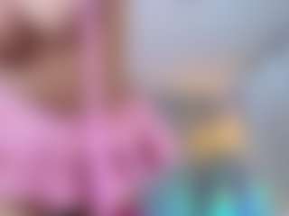 Elisse Cinnamon's Live Sex Cam Show