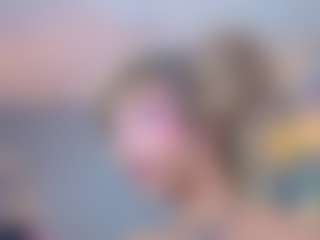 Elisse Cinnamon's Live Sex Cam Show