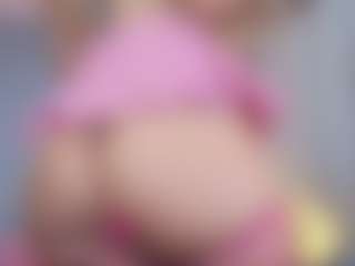 Elisse Cinnamon's Live Sex Cam Show