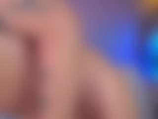 Elisse Cinnamon's Live Sex Cam Show