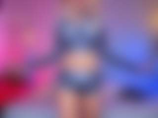 Live cam show with Elisse Cinnamon - Blonde Hair Toys on liverealitysex.com