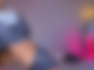 Elisse Cinnamon's Live Sex Cam Show