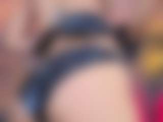 Elisse Cinnamon's Live Sex Cam Show