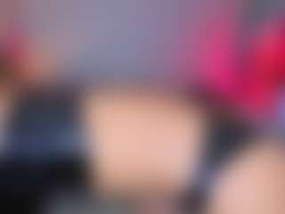 Elisse Cinnamon's Live Sex Cam Show