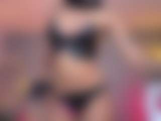 Elisse Cinnamon's Live Sex Cam Show