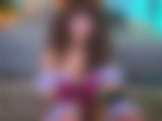 Elisse Cinnamon's Live Sex Cam Show