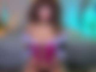 Elisse Cinnamon's Live Sex Cam Show