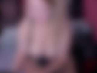 Live cam show with JessicaFoxi - Doggy on hrnylive.com