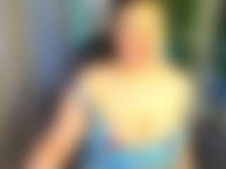 Kira's Live Sex Cam Show