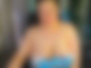 Kira's Live Sex Cam Show