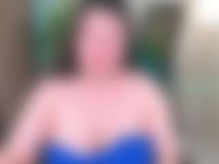 Kira's Live Sex Cam Show