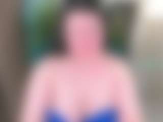Kira's Live Sex Cam Show