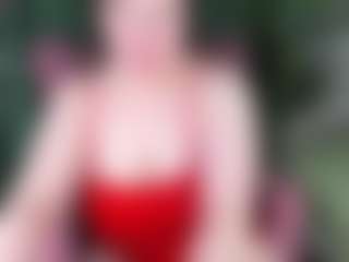 Kira's Live Sex Cam Show