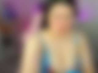 Kira's Live Sex Cam Show