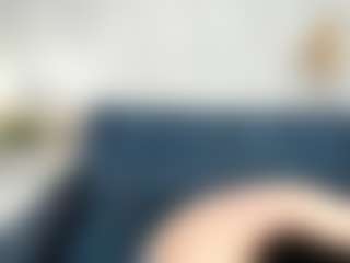 Live cam show with Kira - Moaning on Mixed Magazine Live