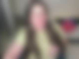 Kira's Live Sex Cam Show