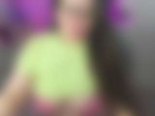 Kira's Live Sex Cam Show