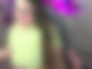 Kira's Live Sex Cam Show