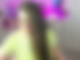 Kira's Live Sex Cam Show