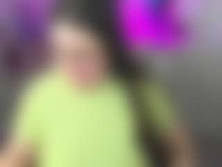 Kira's Live Sex Cam Show