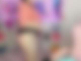 Kira's Live Sex Cam Show