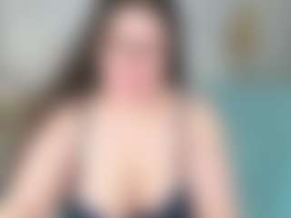 Kira's Live Sex Cam Show