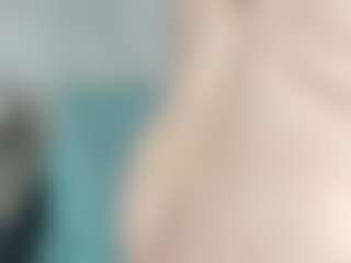 Live cam show with Kira - Strip on Ass Tok