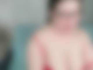 Kira's Live Sex Cam Show