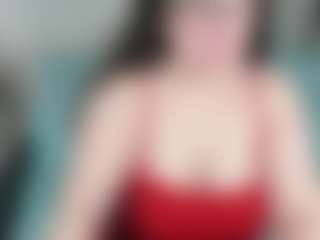 Kira's Live Sex Cam Show
