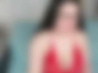 Live cam show with Kira - Young Adult on Instabang