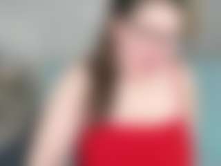 Live cam show with Kira - Middle Aged on mypornchat.com