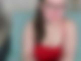 Live cam show with Kira - Green Eyes on SxyPornLive