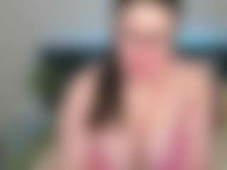 Kira's Live Sex Cam Show