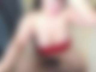 Kira's Live Sex Cam Show