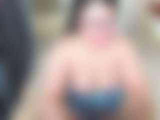 Kira's Live Sex Cam Show