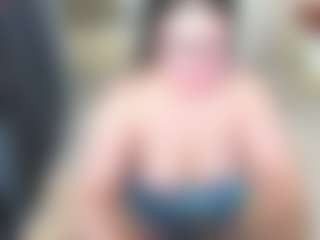 Kira's Live Sex Cam Show