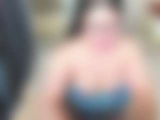 Kira's Live Sex Cam Show