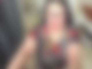 Kira's Live Sex Cam Show