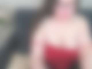 Live cam show with Kira - Green Eyes on xxxlivecams.org