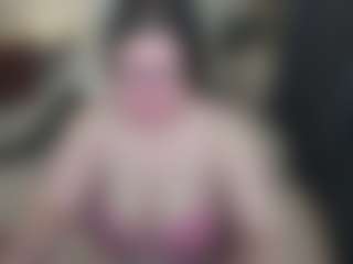 Kira's Live Sex Cam Show