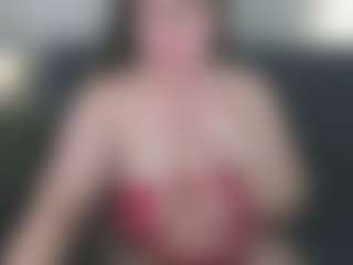 Kira's Live Sex Cam Show