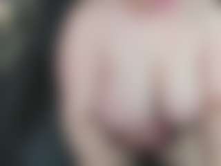 Kira's Live Sex Cam Show