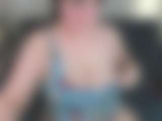 Kira's Live Sex Cam Show